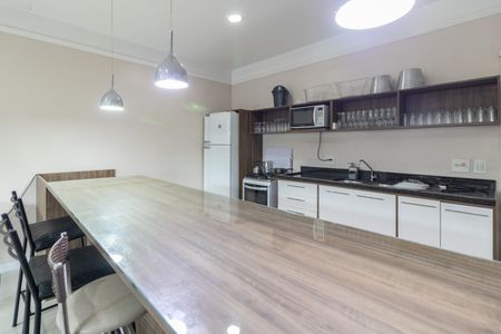 Apartamento à venda com 75m², 3 quartos e 2 vagas Apartamento à venda com 75m², 3 quartos e 2 vagasÁrea comum - Salão de festas