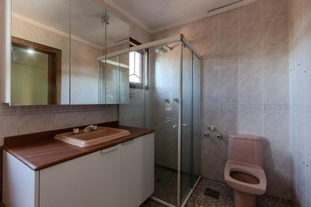 Casa à venda com 280m², 3 quartos e 3 vagas Casa à venda com 280m², 3 quartos e 3 vagasBanheiro Suíte