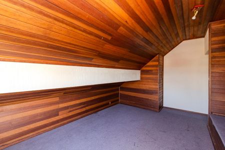 Casa à venda com 280m², 3 quartos e 3 vagas Casa à venda com 280m², 3 quartos e 3 vagasCobertura