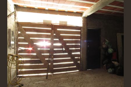 Casa à venda com 198m², 2 quartos e 2 vagasGaragem