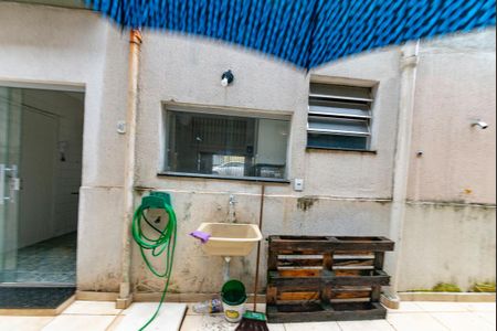 Apartamento à venda com 73m², 2 quartos e 1 vagaÁrea de Serviço