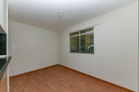 Apartamento à venda com 73m², 2 quartos e 1 vagaSala