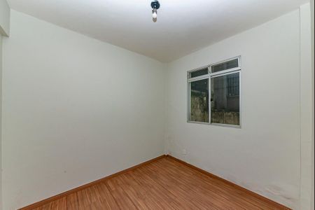 Apartamento à venda com 73m², 2 quartos e 1 vagaQuarto 2