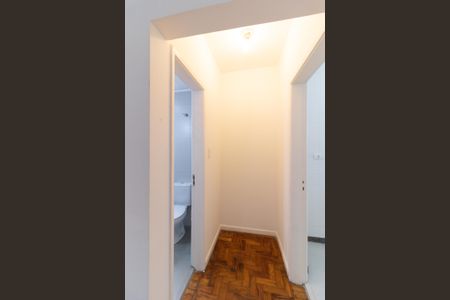 Corredor de apartamento para alugar com 1 quarto, 44m² em Paraíso, São Paulo