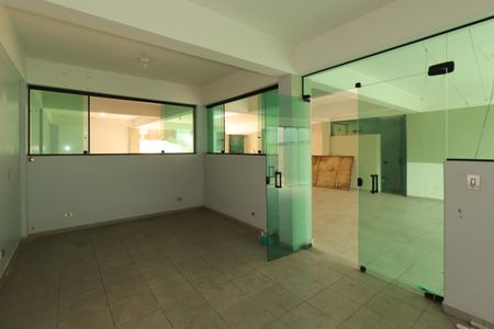 Casa para alugar com 470m², 3 quartos e 6 vagasAcademia