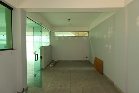 Casa para alugar com 470m², 3 quartos e 6 vagasAcademia