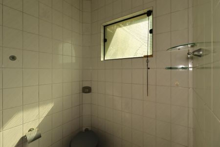 Casa para alugar com 470m², 3 quartos e 6 vagasBanheiro da Área Gourmet