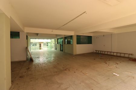 Casa à venda com 470m², 3 quartos e 6 vagasGaragem