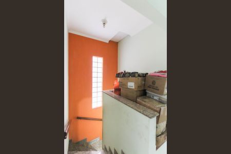 Casa à venda com 225m², 3 quartos e 3 vagas Casa à venda com 225m², 3 quartos e 3 vagasEscada