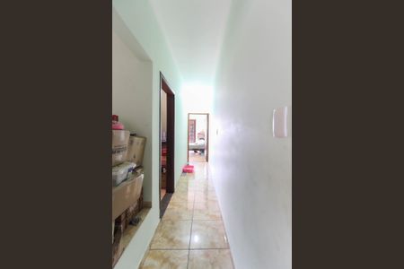 Casa à venda com 225m², 3 quartos e 3 vagas Casa à venda com 225m², 3 quartos e 3 vagasCorredor