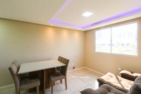 Sala de apartamento para alugar com 2 quartos, 42m² em Estância Velha, Canoas