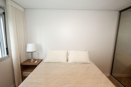 Quarto de apartamento à venda com 1 quarto, 45m² em Petrópolis, Porto Alegre