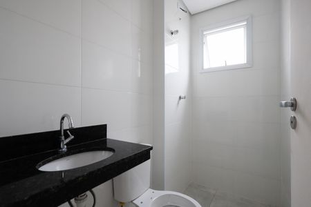 Apartamento à venda com 43m², 2 quartos e 1 vaga Apartamento à venda com 43m², 2 quartos e 1 vagaBanheiro