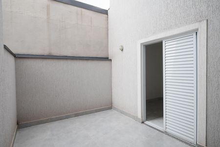 Apartamento à venda com 45m², 2 quartos e 1 vaga Apartamento à venda com 45m², 2 quartos e 1 vagaQuintal do Quarto 1