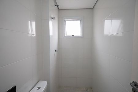 Apartamento à venda com 45m², 2 quartos e 1 vaga Apartamento à venda com 45m², 2 quartos e 1 vagaBanheiro