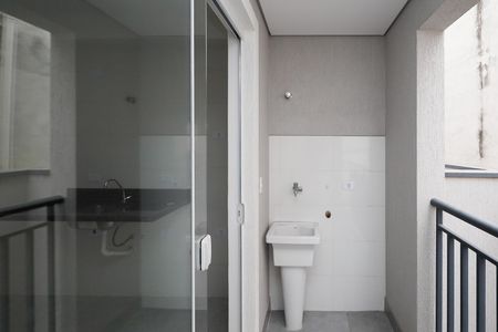 Apartamento à venda com 42m², 2 quartos e 1 vaga Apartamento à venda com 42m², 2 quartos e 1 vagaVaranda / tanque