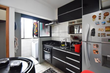 Apartamento à venda com 58m², 2 quartos e 2 vagascozinha