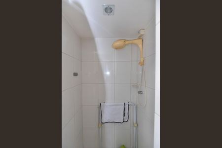 Apartamento à venda com 66m², 2 quartos e 1 vaga Apartamento à venda com 66m², 2 quartos e 1 vagaBanheiro de Serviço