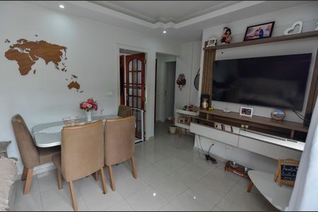 Apartamento à venda com 66m², 2 quartos e 1 vaga Apartamento à venda com 66m², 2 quartos e 1 vagaSala