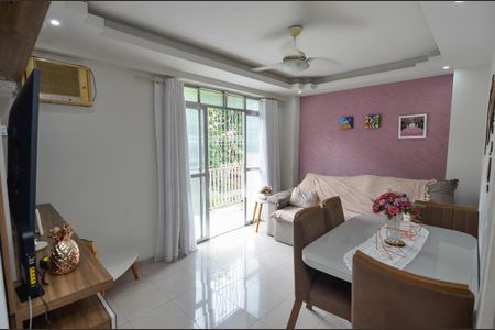 Apartamento à venda com 66m², 2 quartos e 1 vaga Apartamento à venda com 66m², 2 quartos e 1 vagaSala