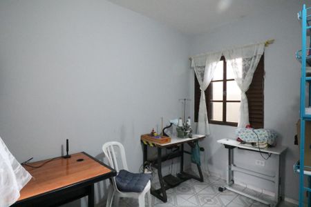 Casa à venda com 250m², 5 quartos e 5 vagas Casa à venda com 250m², 5 quartos e 5 vagasQuarto 5