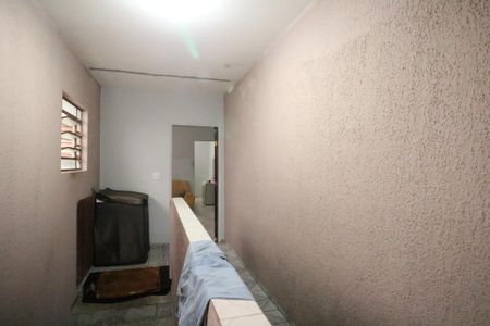 Casa à venda com 250m², 5 quartos e 5 vagas Casa à venda com 250m², 5 quartos e 5 vagasEntrada