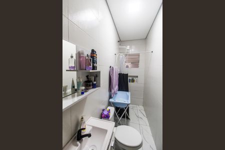 Casa à venda com 344m², 4 quartos e 4 vagasBanheiro
