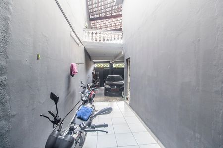 Casa à venda com 344m², 4 quartos e 4 vagasEntrada