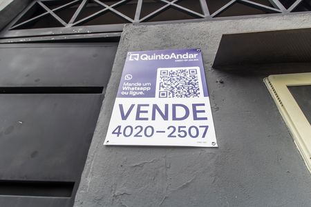 Casa à venda com 344m², 4 quartos e 4 vagasVista da Rua