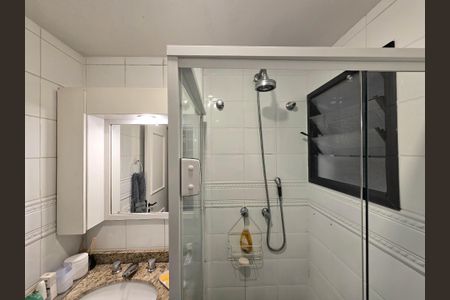 Apartamento à venda com 78m², 2 quartos e 1 vaga Apartamento à venda com 78m², 2 quartos e 1 vagaBanheiro da Suíte