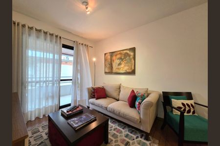 Apartamento à venda com 78m², 2 quartos e 1 vaga Apartamento à venda com 78m², 2 quartos e 1 vagaSala