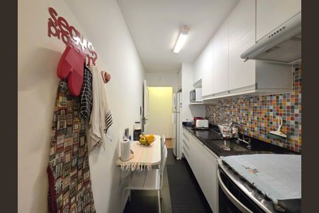 Apartamento à venda com 78m², 2 quartos e 1 vaga Apartamento à venda com 78m², 2 quartos e 1 vagaCozinha