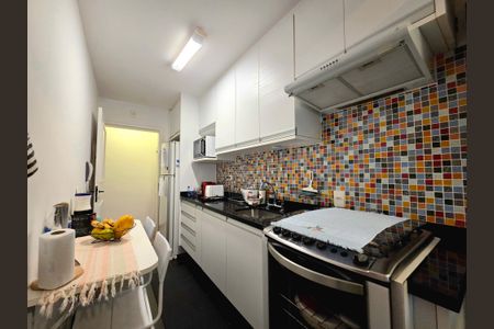 Apartamento à venda com 78m², 2 quartos e 1 vaga Apartamento à venda com 78m², 2 quartos e 1 vagaCozinha