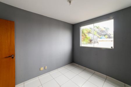 Suíte de apartamento à venda com 2 quartos, 50m² em Cachoeirinha, Belo Horizonte