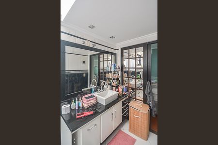 Casa à venda com 170m², 3 quartos e 2 vagas Casa à venda com 170m², 3 quartos e 2 vagasBanheiro da Suíte 2