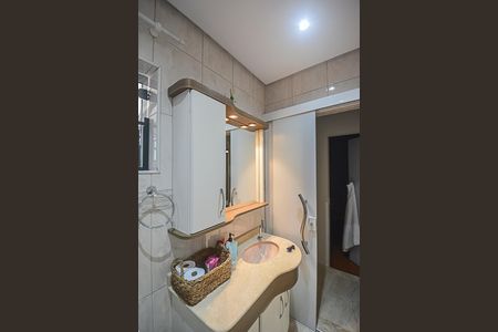 Casa à venda com 170m², 3 quartos e 2 vagas Casa à venda com 170m², 3 quartos e 2 vagasBanheiro da Suíte