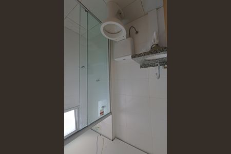 Banheiro da Suíte de apartamento para alugar com 3 quartos, 60m² em Fernão Dias, Belo Horizonte