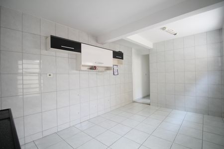 Cozinha de casa para alugar com 2 quartos, 85m² em Campo Limpo, São Paulo