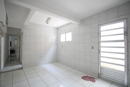 Cozinha de casa para alugar com 2 quartos, 85m² em Campo Limpo, São Paulo