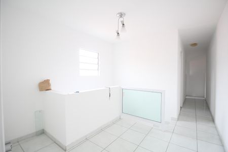 Casa para alugar com 85m², 2 quartos e 1 vagacorredor 