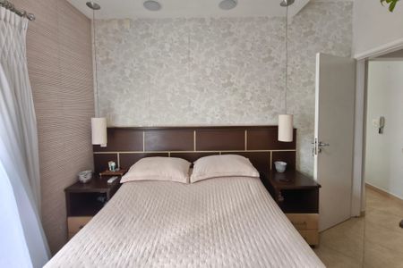 Casa à venda com 400m², 2 quartos e 2 vagas Casa à venda com 400m², 2 quartos e 2 vagasQuarto 1