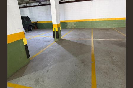 Apartamento à venda com 86m², 2 quartos e 2 vagasEstacionamento