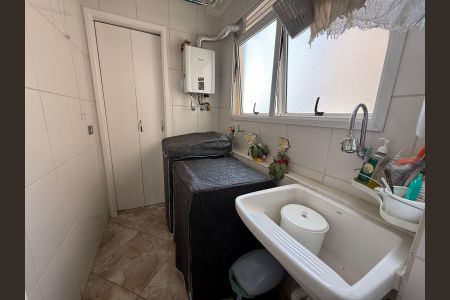 Apartamento à venda com 86m², 2 quartos e 2 vagasÁrea de serviço