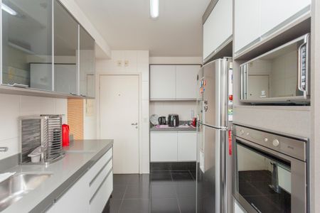 Apartamento à venda com 114m², 3 quartos e 2 vagasCozinha