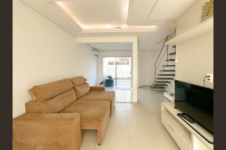 Apartamento para alugar com 70m², 2 quartos e 1 vagaSala de TV
