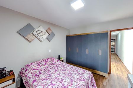 Casa à venda com 150m², 3 quartos e 4 vagasSuíte