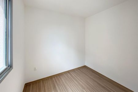 Apartamento para alugar com 75m², 3 quartos e 2 vagasQuarto 2
