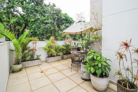 Apartamento à venda com 104m², 2 quartos e 2 vagasGardem