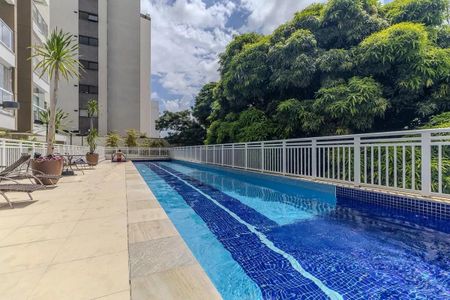 Apartamento à venda com 104m², 2 quartos e 2 vagasPiscina
