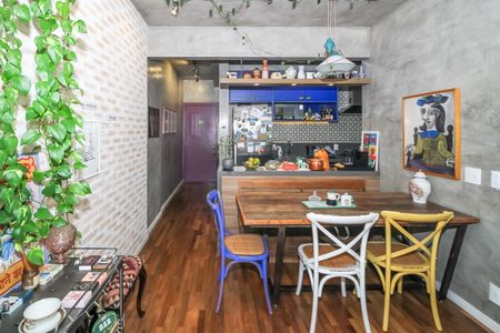 Sala de apartamento à venda com 2 quartos, 104m² em Vila Romana, São Paulo